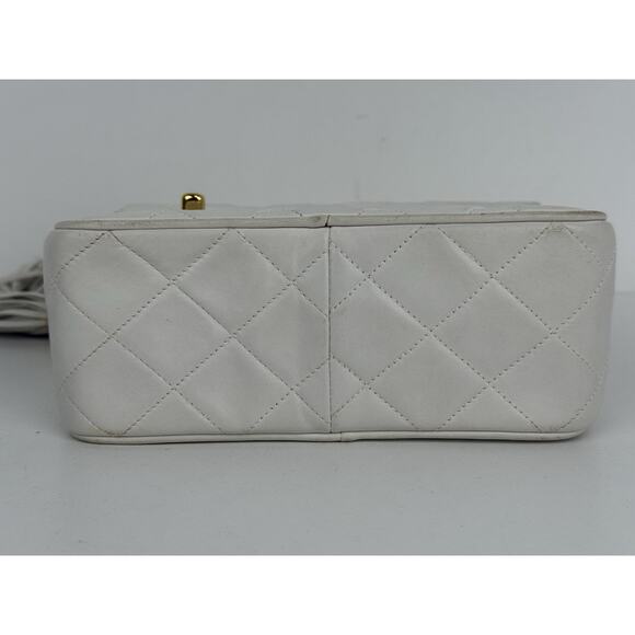 Chanel White Lambskin Quilted Tassel Camera Case with Gold Hardware - Picture 6 of 16
